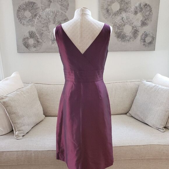 🌹 ANN TAYLOR 🌹 100% Silk Taffeta Knee Length Dress - [Size 4, Wine] - Picture 6 of 11